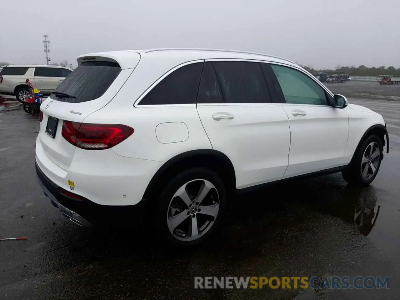 3 fotografías del automóvil dañado W1N0G8EB4NG117463 MERCEDES-BENZ GLC-CLASS 2022