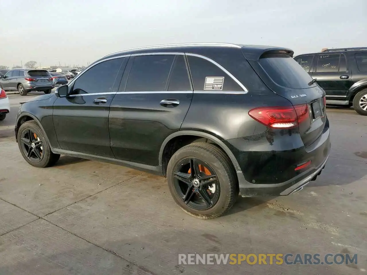2 fotografías del automóvil dañado W1N0G8EB4NV344065 MERCEDES-BENZ GLC-CLASS 2022