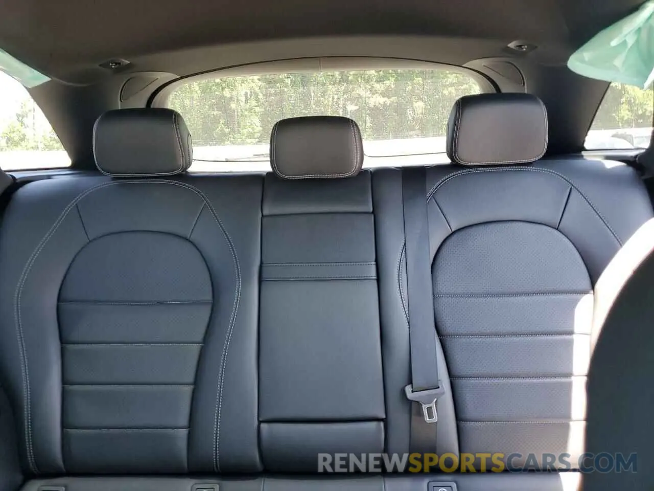 10 fotografías del automóvil dañado W1N0G8EB8NG118633 MERCEDES-BENZ GLC-CLASS 2022