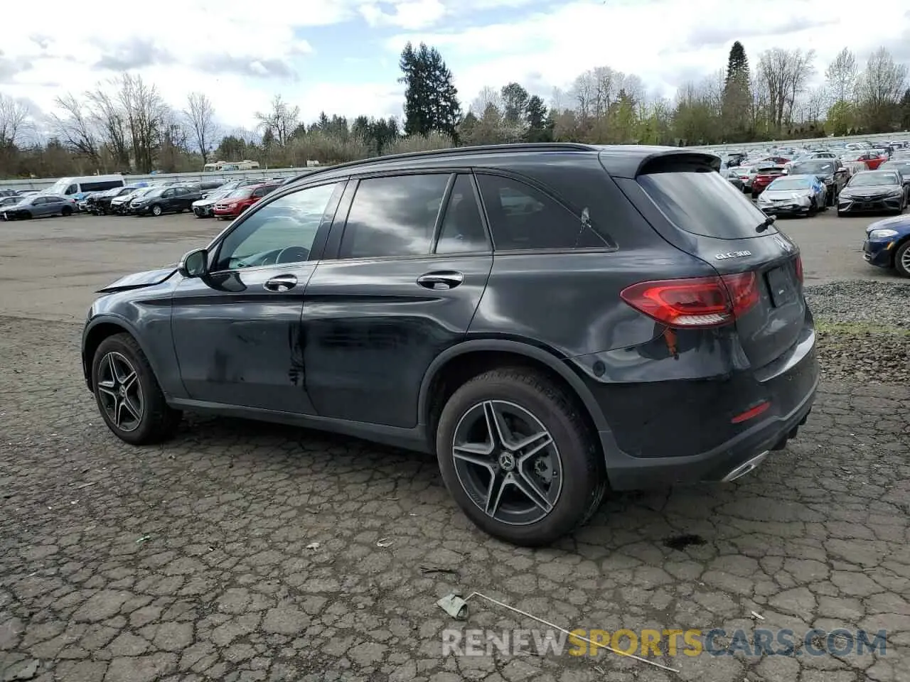 2 fotografías del automóvil dañado W1N0G8EB9NV391138 MERCEDES-BENZ GLC-CLASS 2022