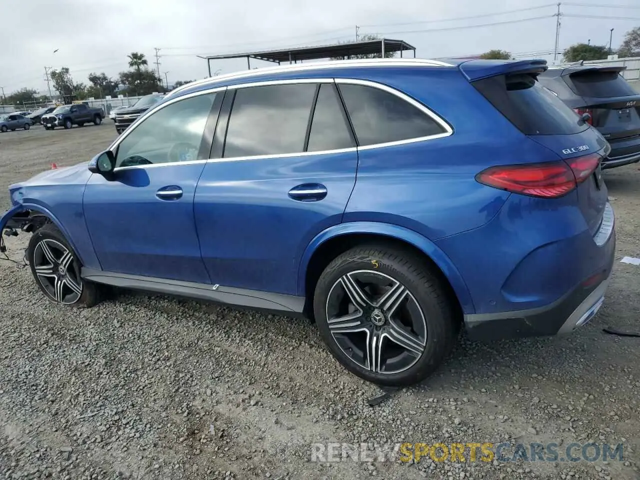 2 fotografías del automóvil dañado W1NKM4GB0PF059142 MERCEDES-BENZ GLC-CLASS 2023