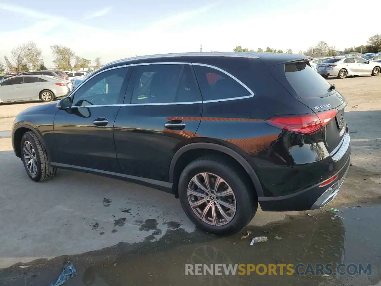 2 fotografías del automóvil dañado W1NKM4GB5PF052123 MERCEDES-BENZ GLC-CLASS 2023