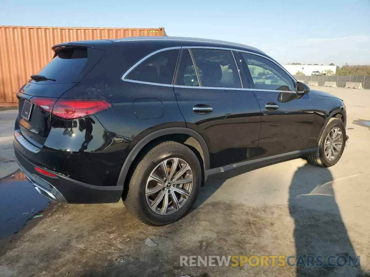 3 fotografías del automóvil dañado W1NKM4GB5PF052123 MERCEDES-BENZ GLC-CLASS 2023