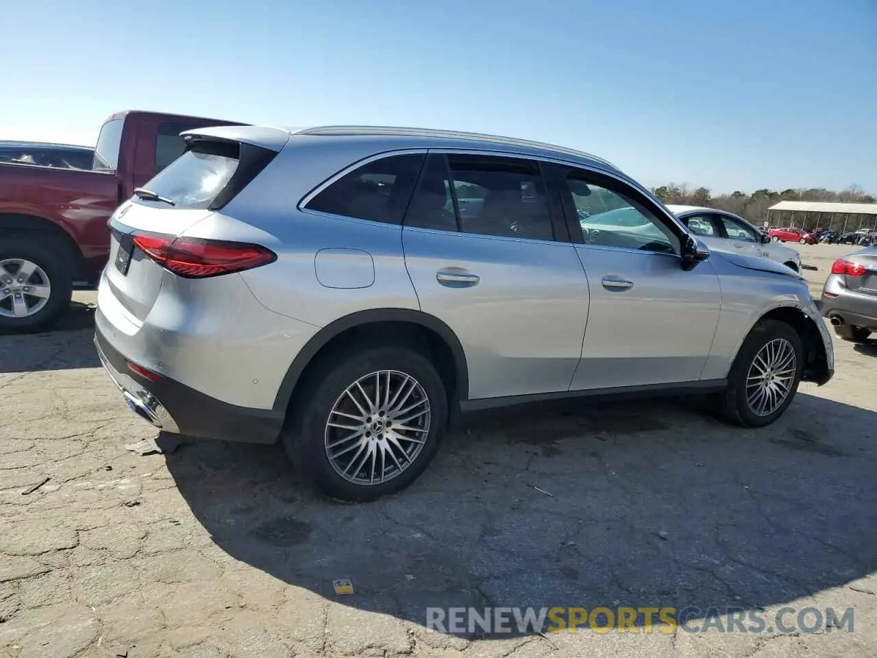 3 fotografías del automóvil dañado W1NKM4GB8PU025655 MERCEDES-BENZ GLC-CLASS 2023