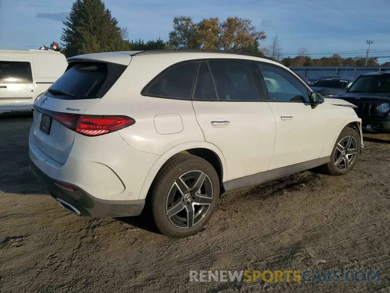 3 fotografías del automóvil dañado W1NKM4HBXPF061348 MERCEDES-BENZ GLC-CLASS 2023