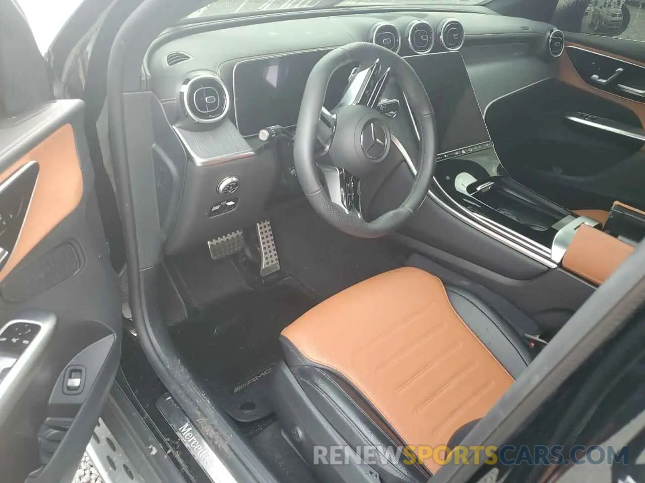 8 fotografías del automóvil dañado W1NKJ4HB0RF110360 MERCEDES-BENZ GLC-CLASS 2024