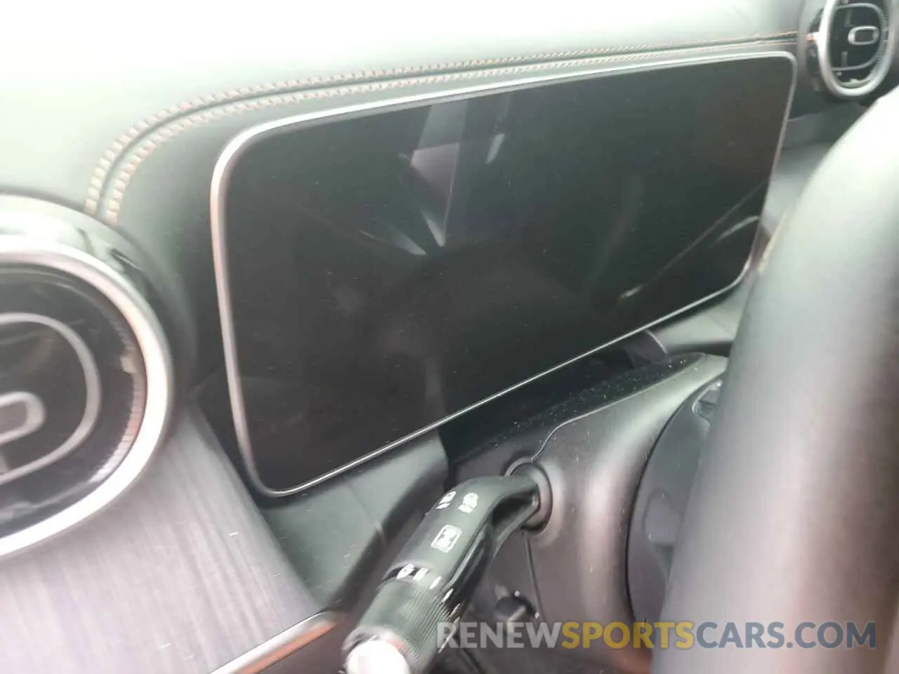 9 fotografías del automóvil dañado W1NKJ4HB0RF110360 MERCEDES-BENZ GLC-CLASS 2024