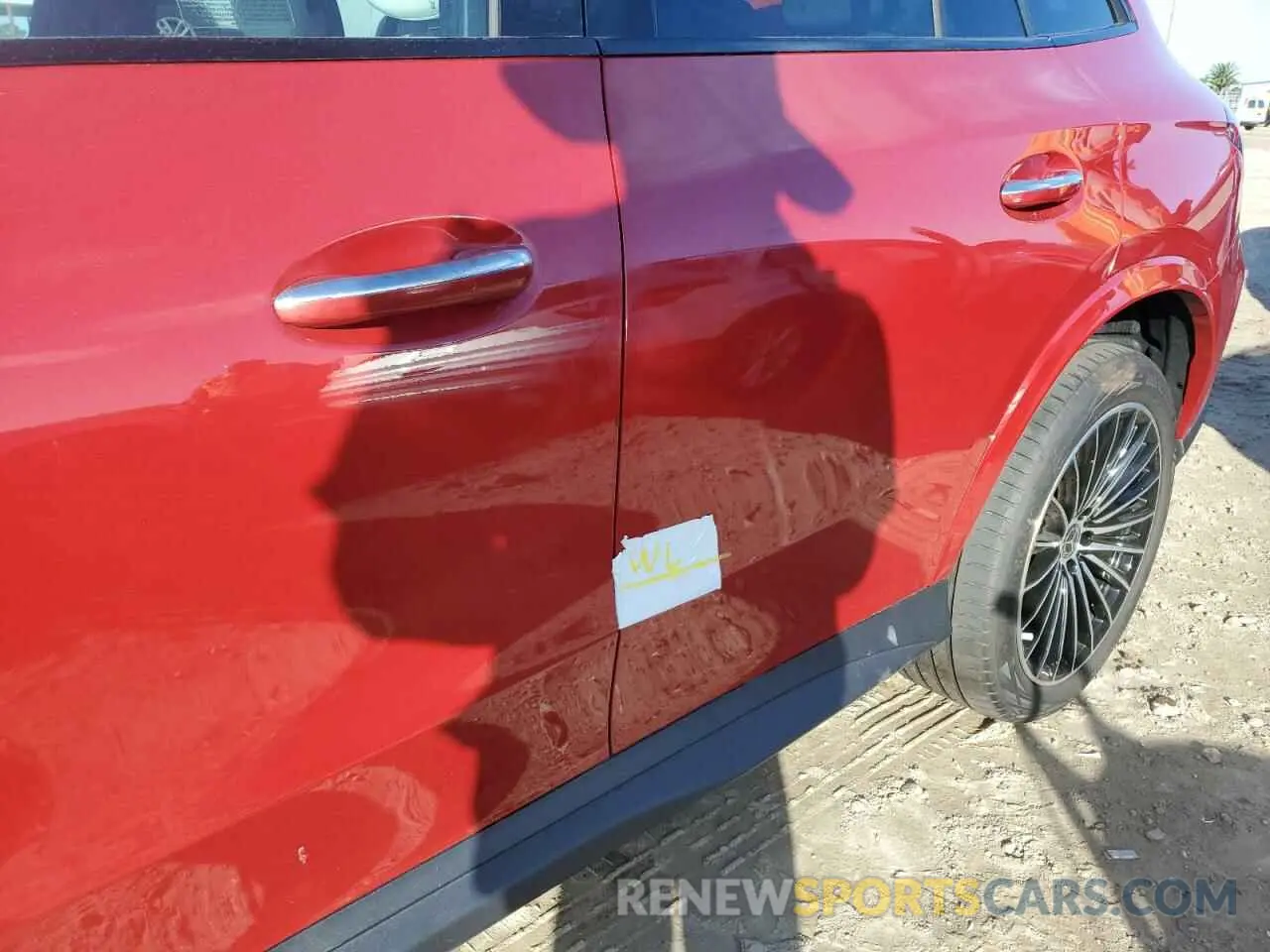 13 fotografías del automóvil dañado W1NKM4GB5RF137689 MERCEDES-BENZ GLC-CLASS 2024