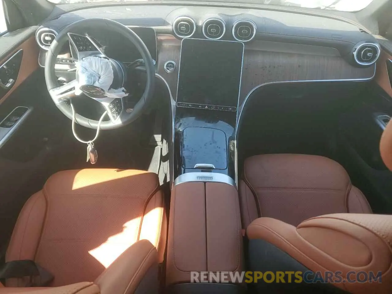 8 fotografías del automóvil dañado W1NKM4GB6RF209547 MERCEDES-BENZ GLC-CLASS 2024
