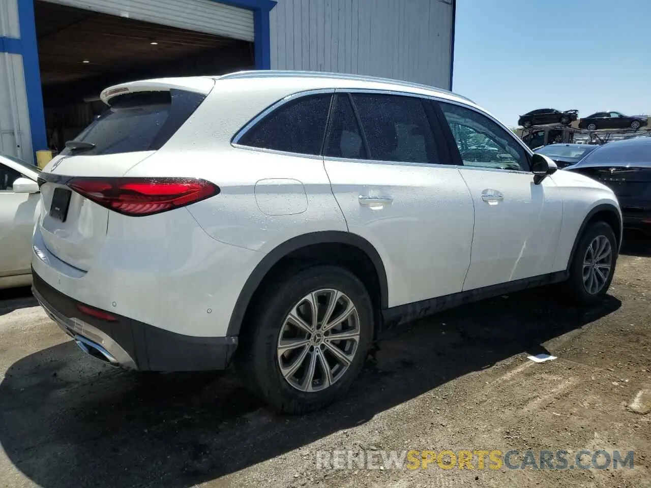 3 fotografías del automóvil dañado W1NKM4GB7RF188465 MERCEDES-BENZ GLC-CLASS 2024