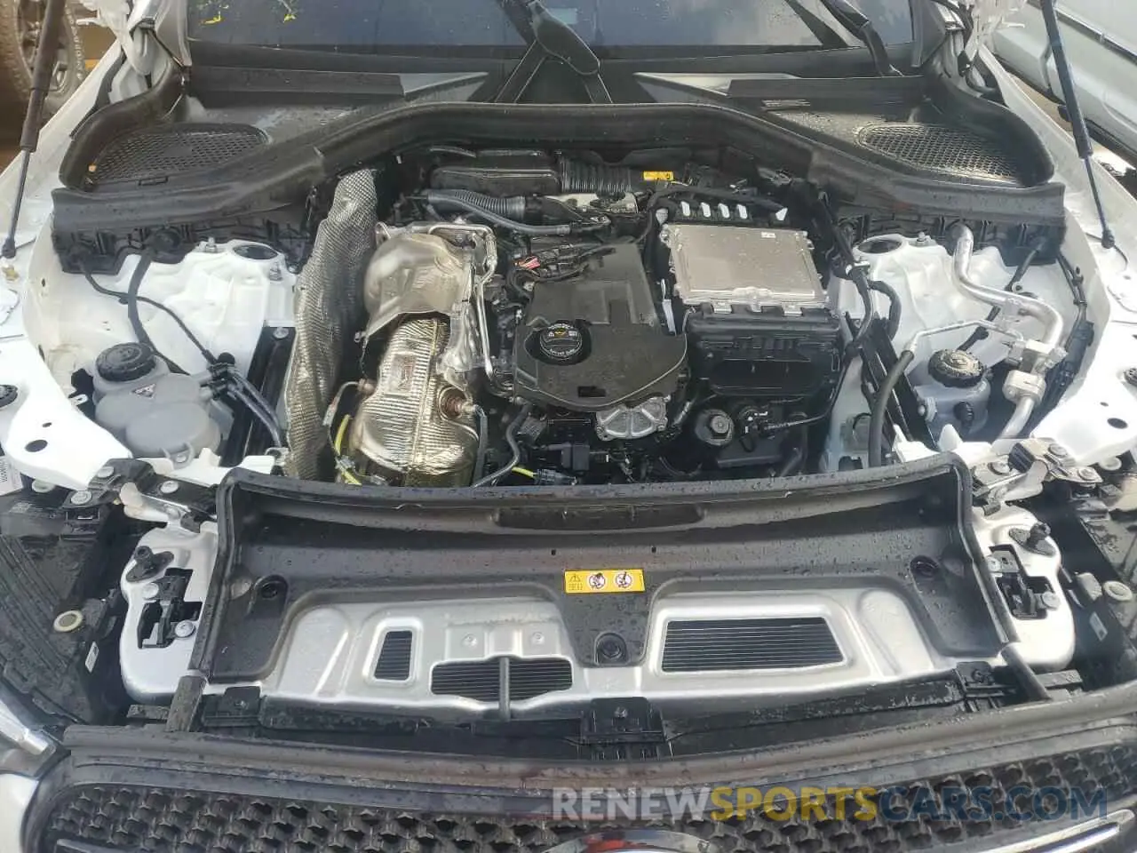 12 fotografías del automóvil dañado W1NKM4GBXRF176052 MERCEDES-BENZ GLC-CLASS 2024