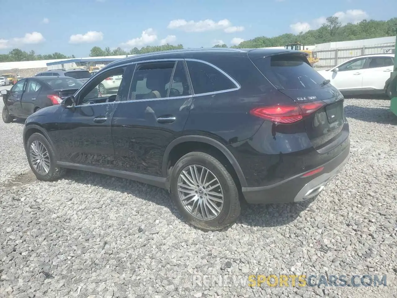 2 fotografías del automóvil dañado W1NKM4HB0RF124556 MERCEDES-BENZ GLC-CLASS 2024