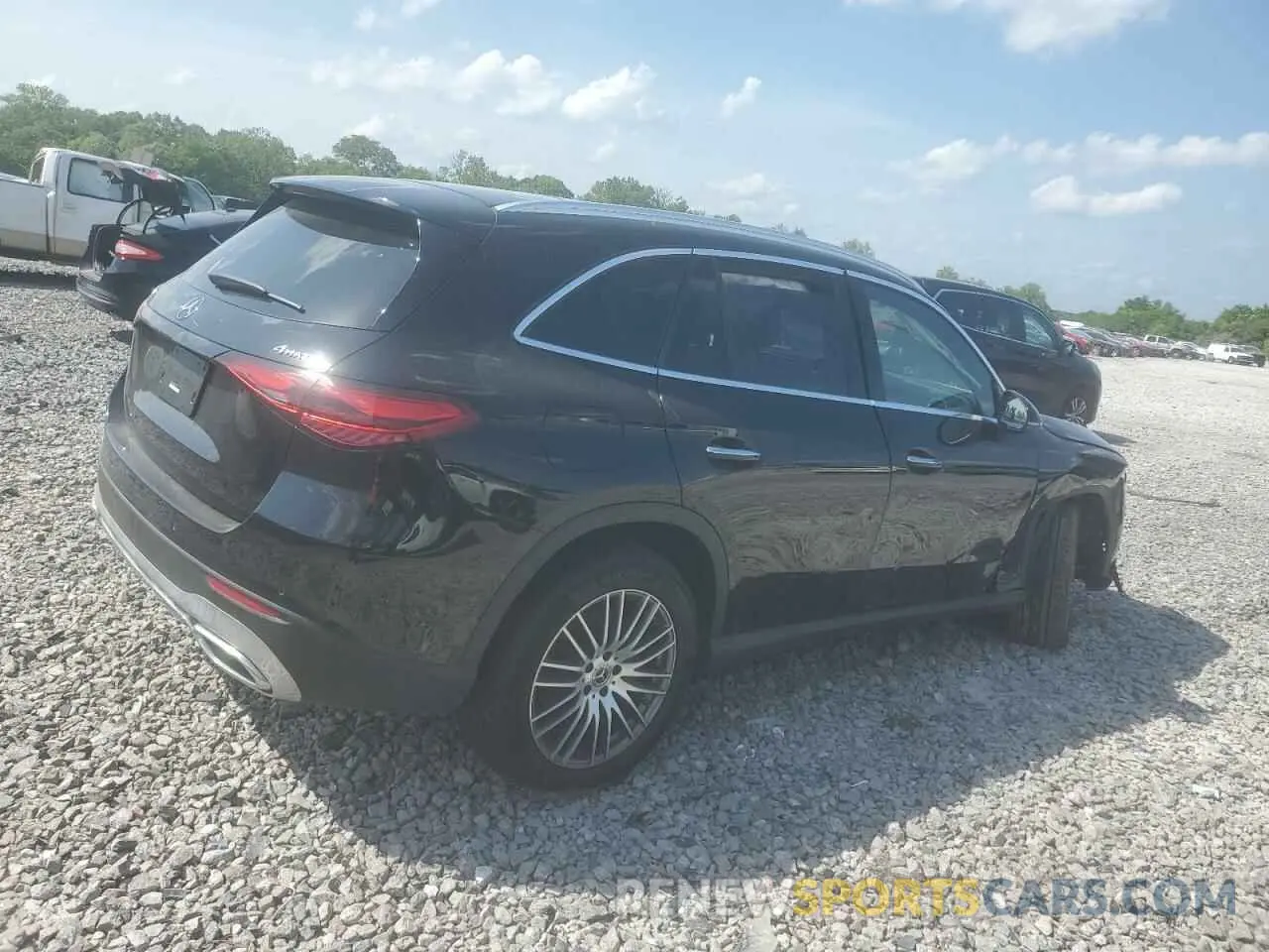 3 fotografías del automóvil dañado W1NKM4HB0RF124556 MERCEDES-BENZ GLC-CLASS 2024