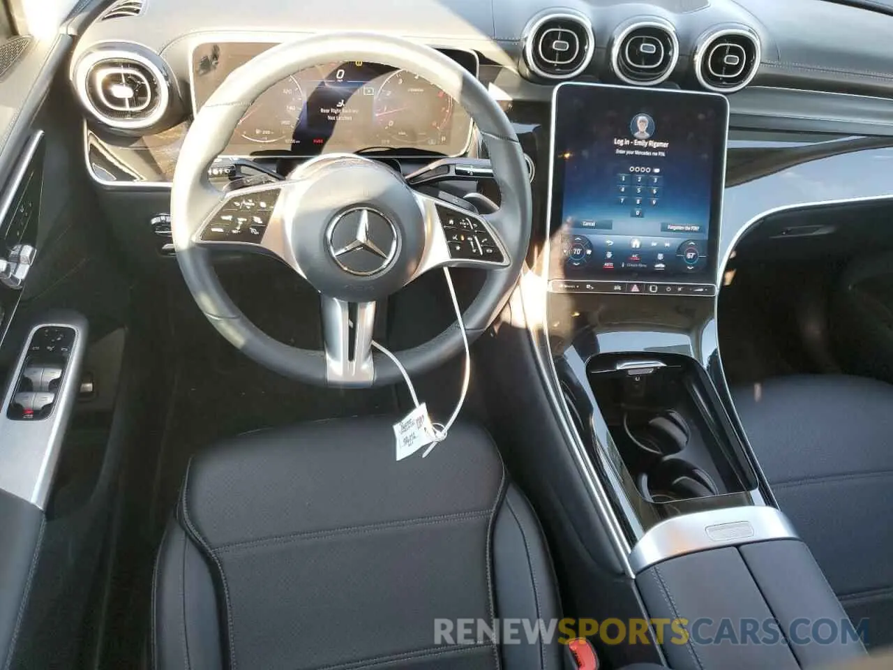 8 fotografías del automóvil dañado W1NKM4HB3RF190289 MERCEDES-BENZ GLC-CLASS 2024