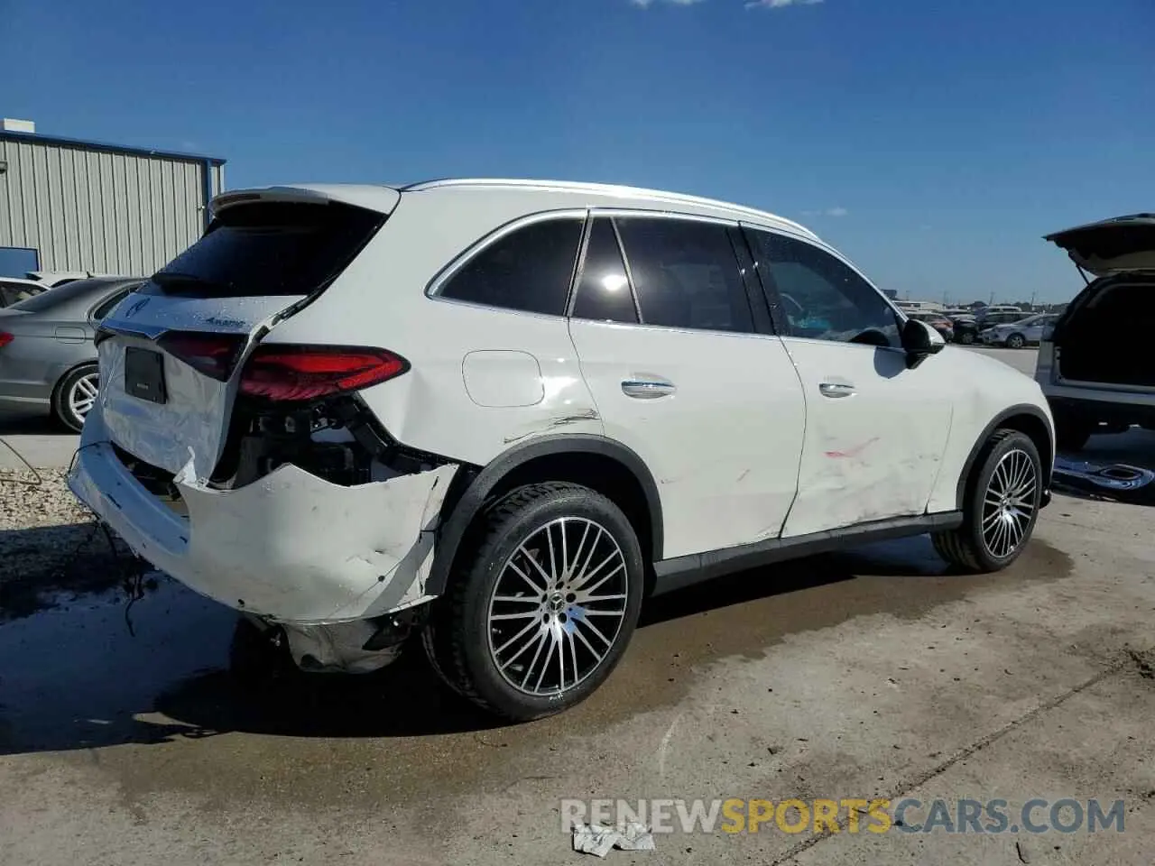 3 fotografías del automóvil dañado W1NKM4HB6RF163880 MERCEDES-BENZ GLC-CLASS 2024