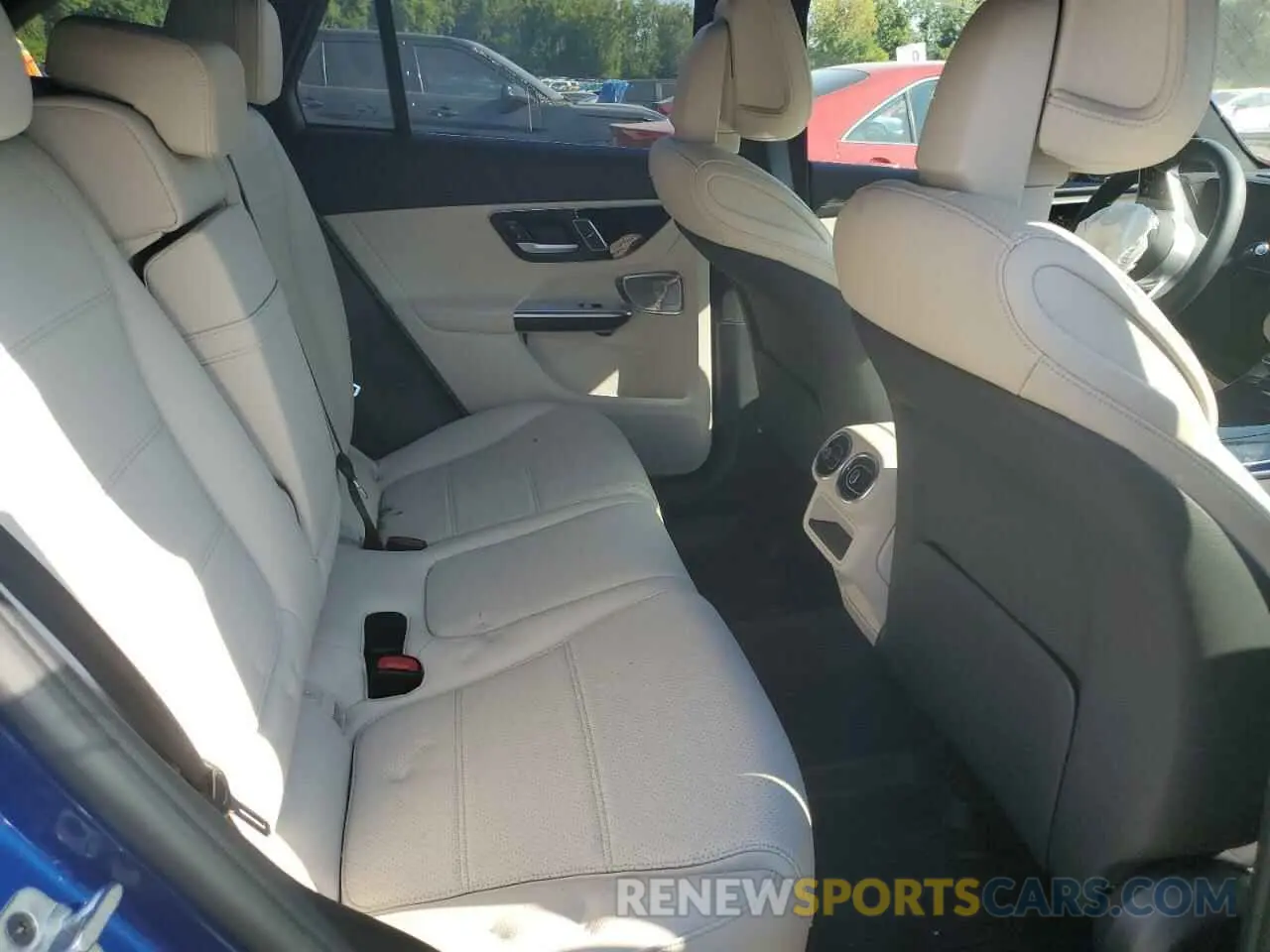 11 fotografías del automóvil dañado W1NKM4HB8RF115412 MERCEDES-BENZ GLC-CLASS 2024