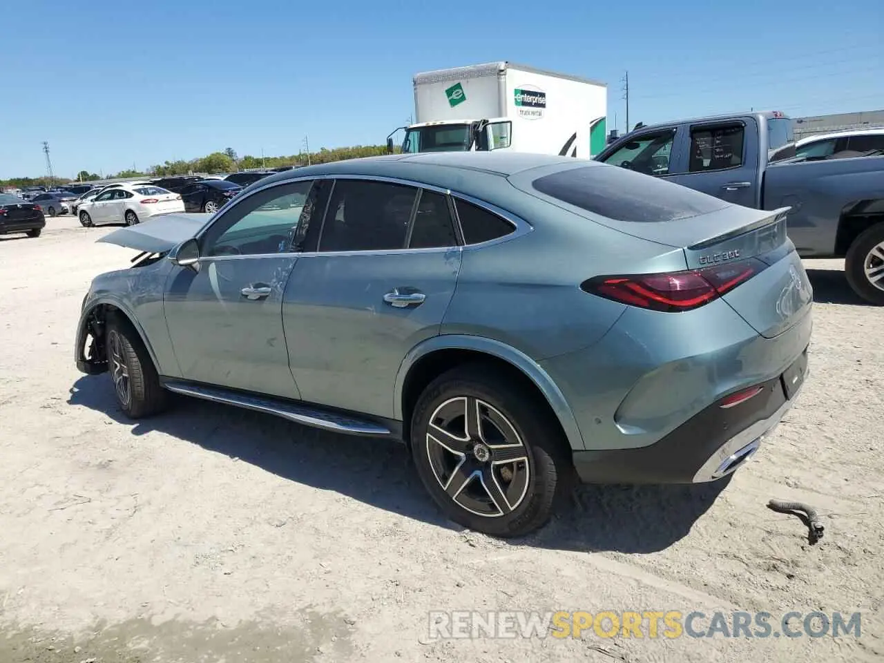 2 fotografías del automóvil dañado W1NKJ4HB1SF340964 MERCEDES-BENZ GLC-CLASS 2025