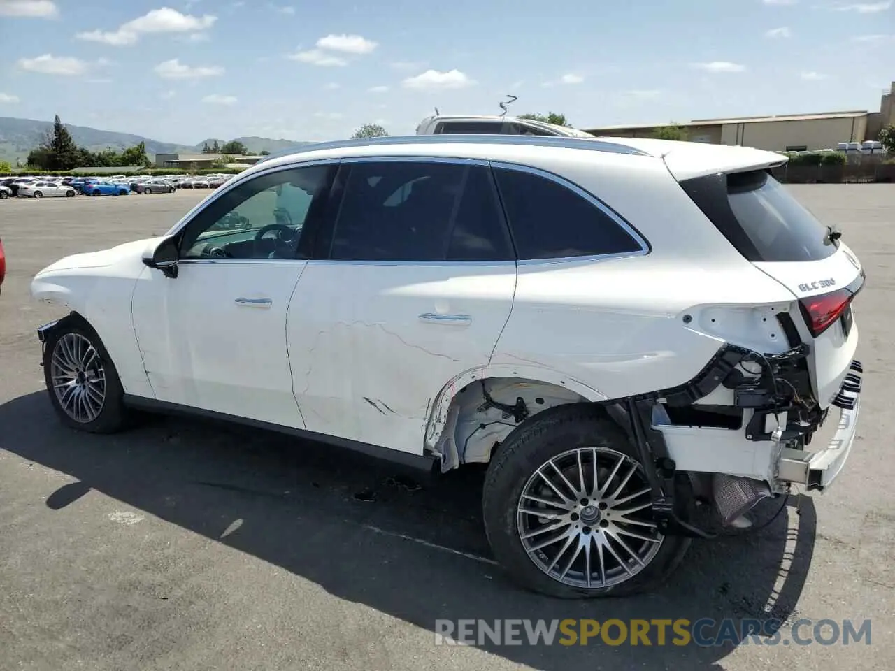 2 fotografías del automóvil dañado W1NKM4GB1SF296649 MERCEDES-BENZ GLC-CLASS 2025