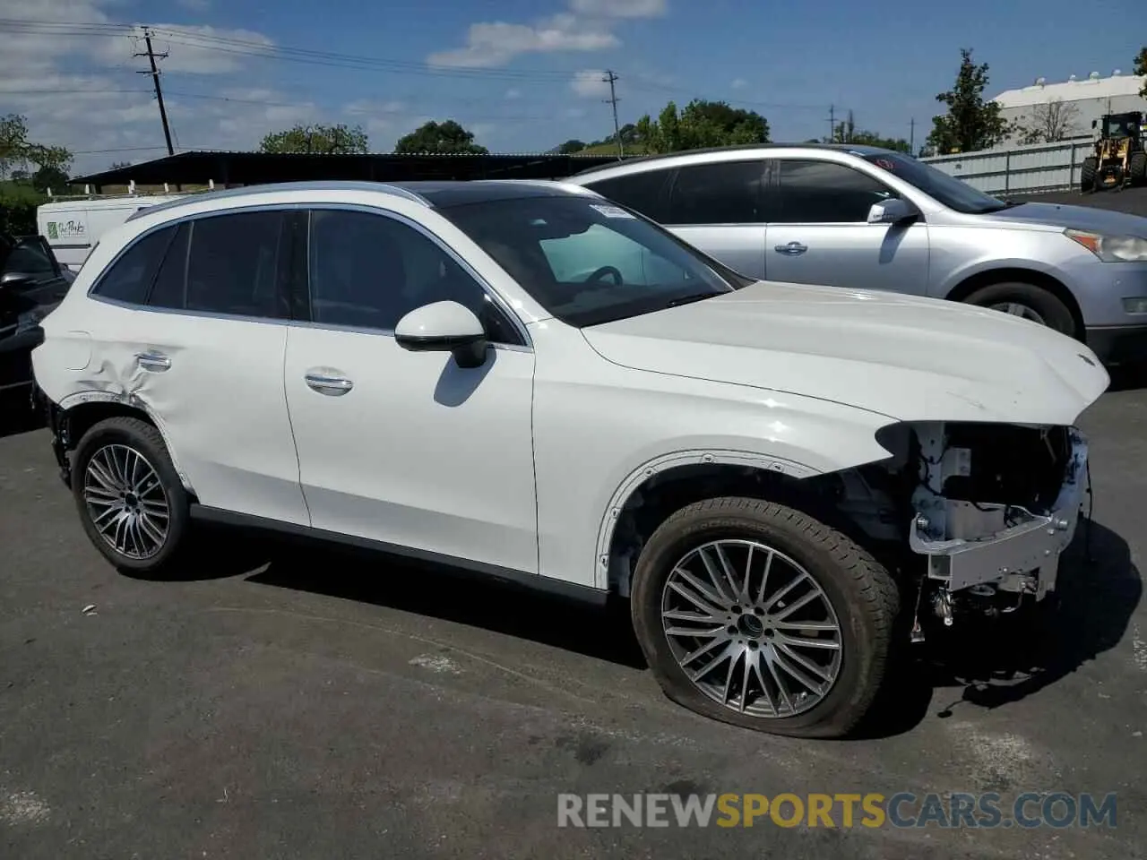 4 fotografías del automóvil dañado W1NKM4GB1SF296649 MERCEDES-BENZ GLC-CLASS 2025