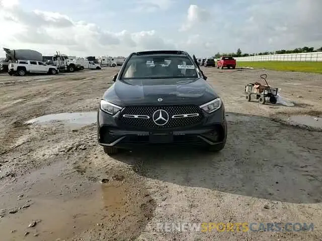 13 fotografías del automóvil dañado W1NKM4GB2SF237111 MERCEDES-BENZ GLC-CLASS 2025