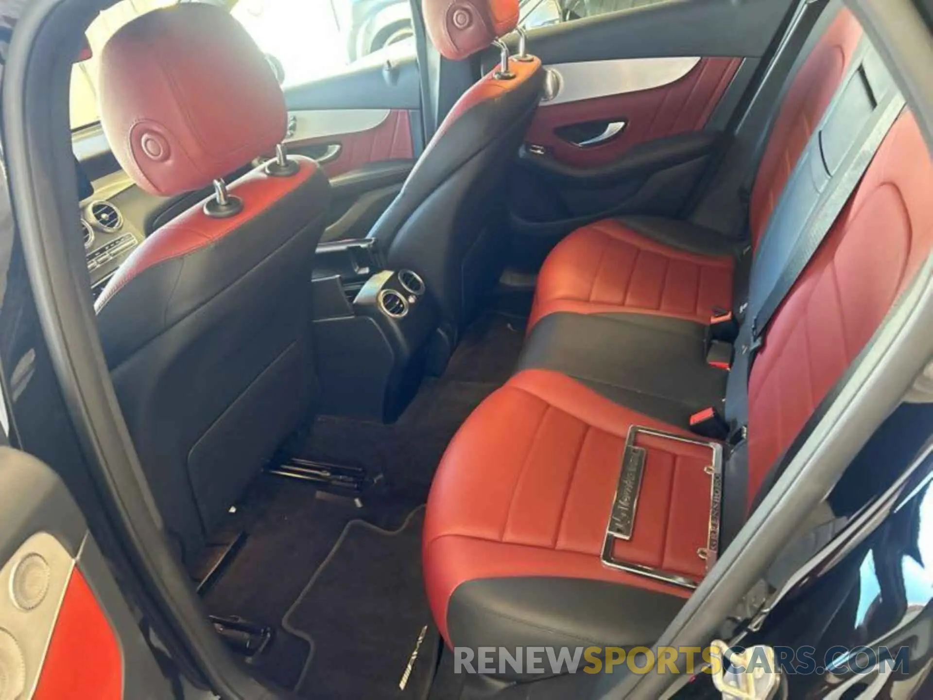 2 fotografías del automóvil dañado W1N0J8EBXLF841954 MERCEDES-BENZ GLC COUPE 2020