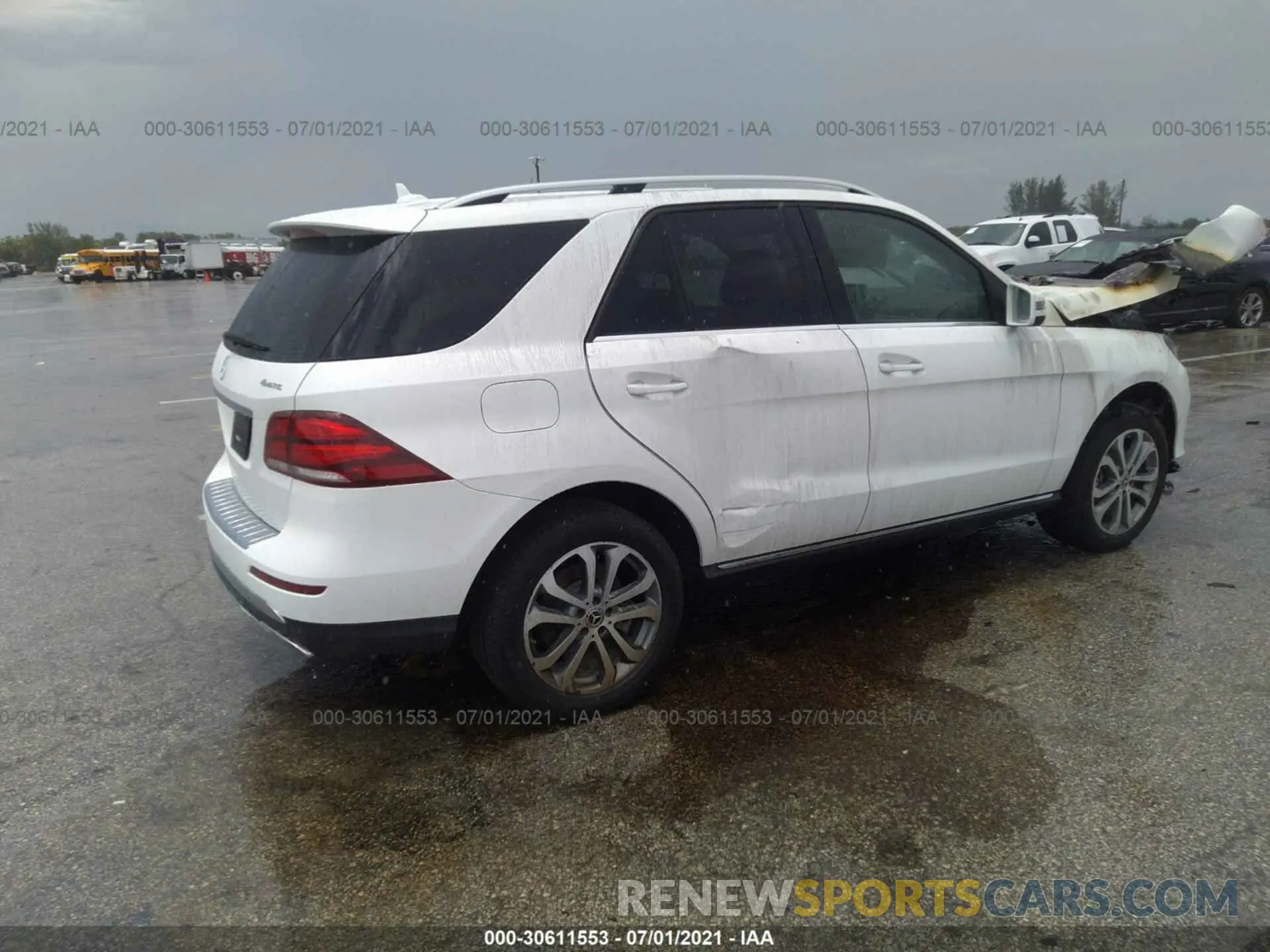4 fotografías del automóvil dañado 4JGDA5GB5KB217338 MERCEDES-BENZ GLE 2019