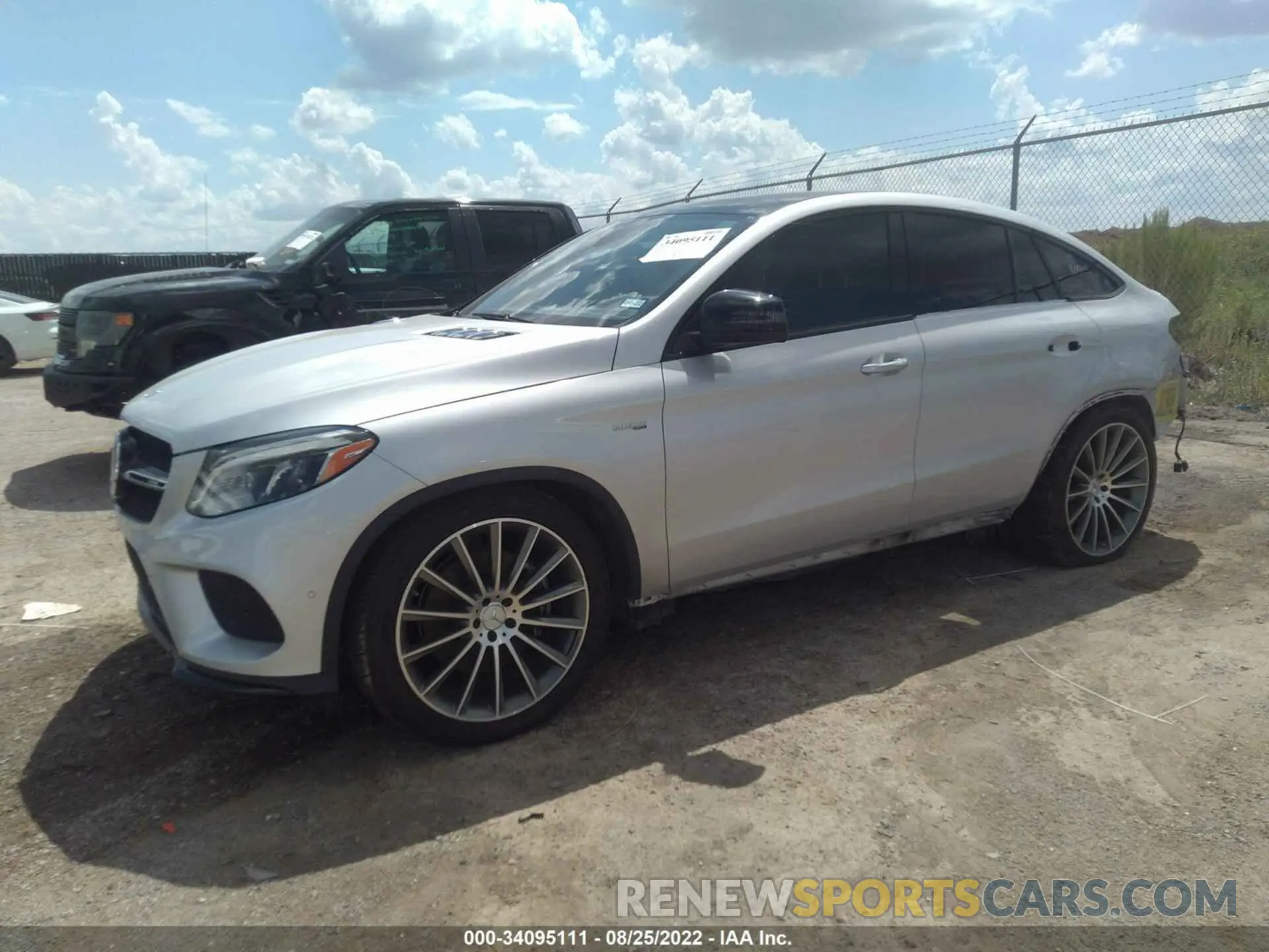 2 fotografías del automóvil dañado 4JGED6EB3KA141371 MERCEDES-BENZ GLE 2019