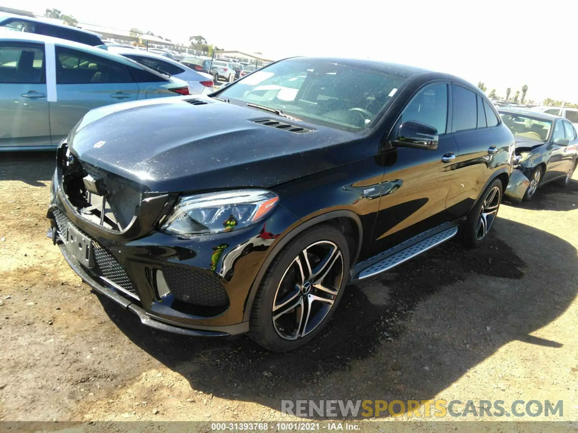 2 fotografías del automóvil dañado 4JGED6EB4KA154260 MERCEDES-BENZ GLE 2019
