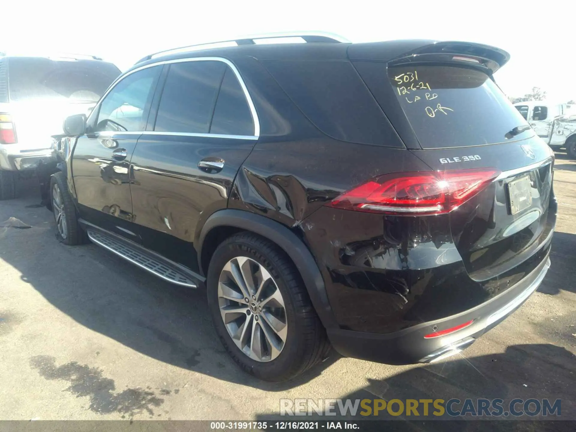 3 fotografías del automóvil dañado 4JGFB4JB2LA294362 MERCEDES-BENZ GLE 2020