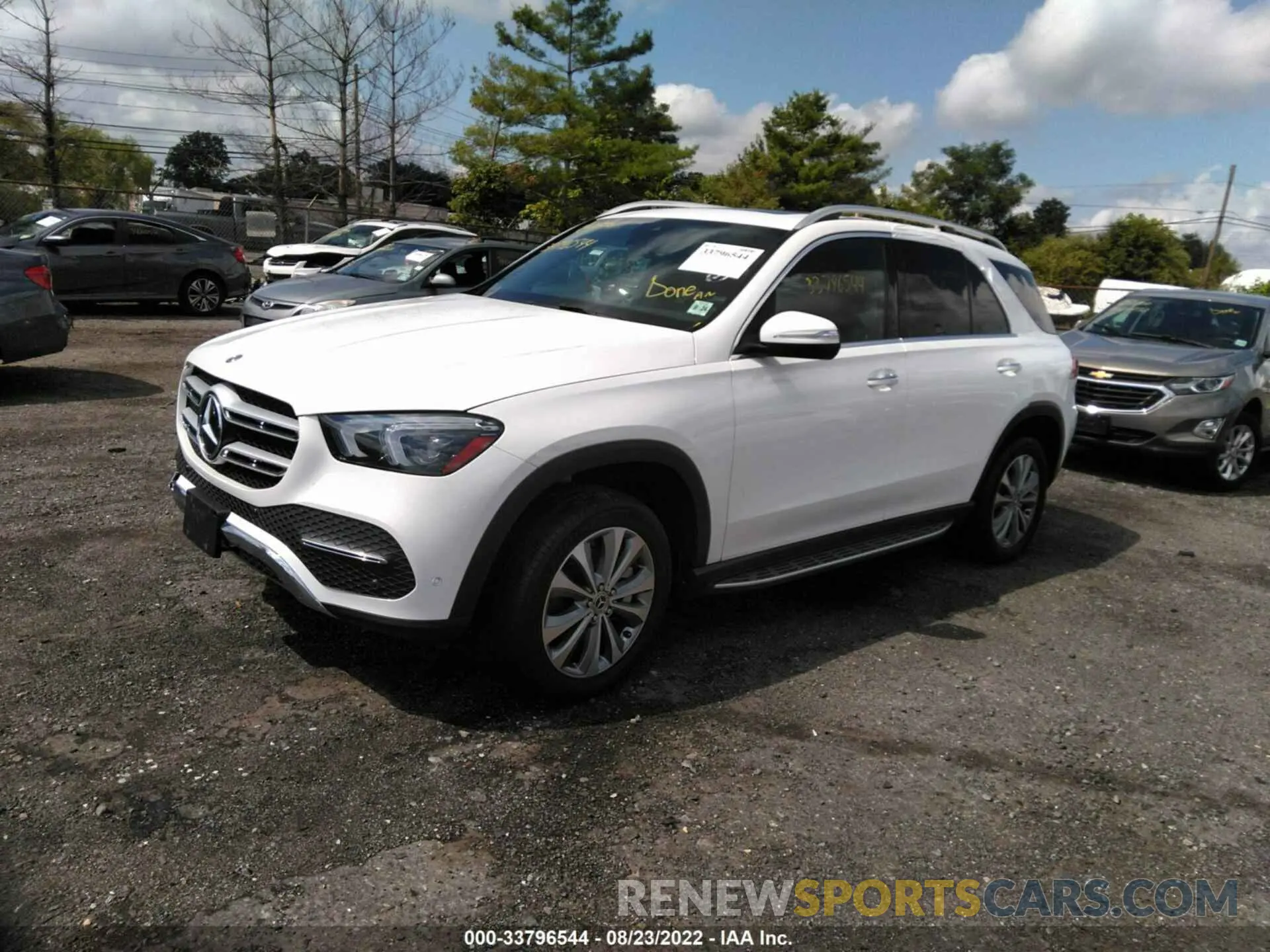 2 fotografías del automóvil dañado 4JGFB4KB6LA047215 MERCEDES-BENZ GLE 2020