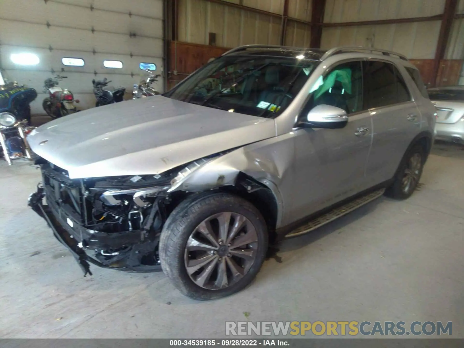2 fotografías del automóvil dañado 4JGFB4KE1LA262799 MERCEDES-BENZ GLE 2020