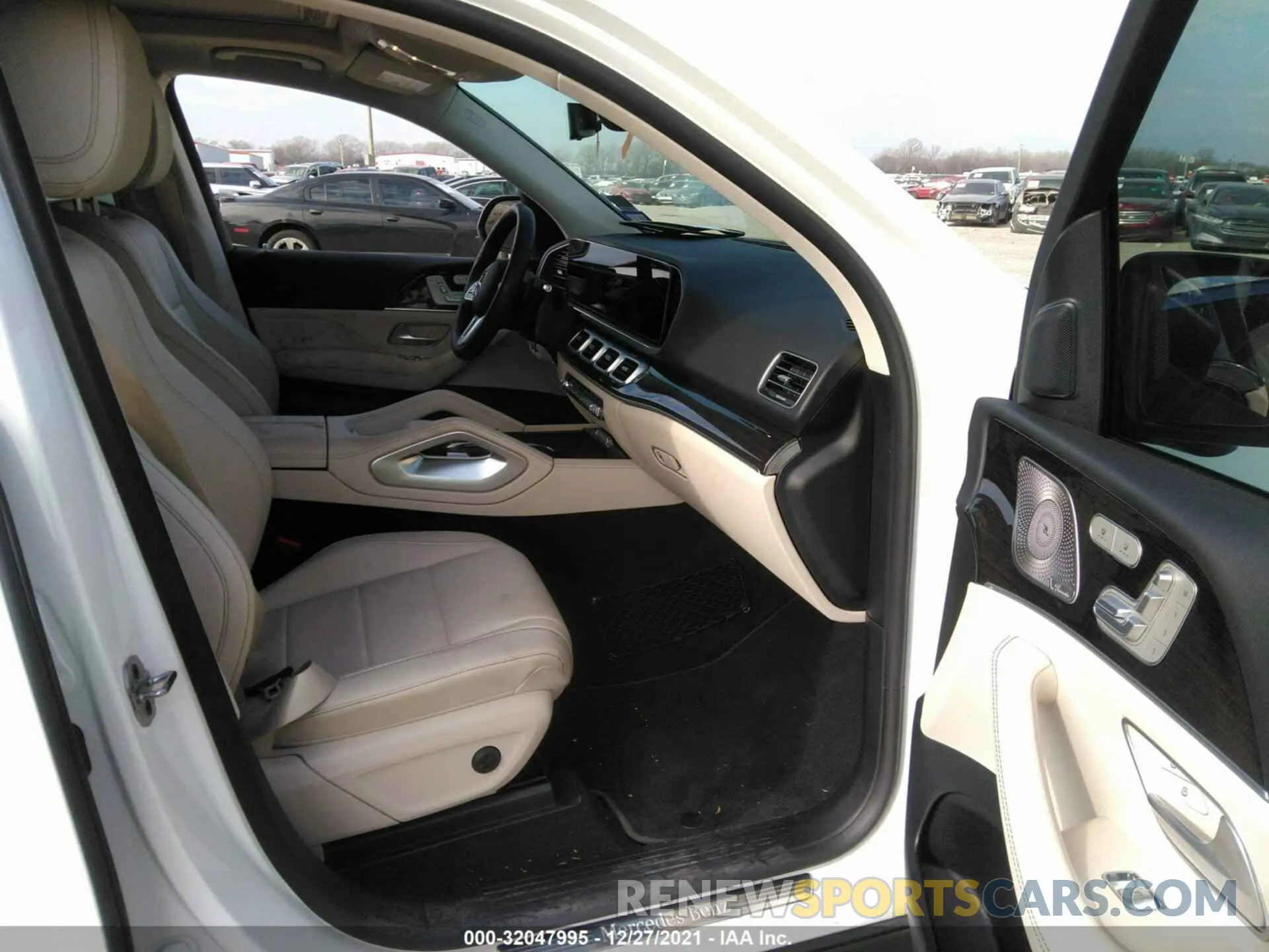 5 fotografías del automóvil dañado 4JGFB4JE1MA460530 MERCEDES-BENZ GLE 2021