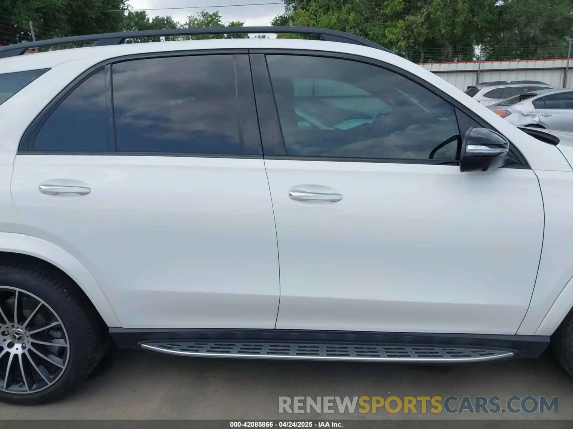 14 fotografías del automóvil dañado 4JGFB5KB8MA552664 MERCEDES-BENZ GLE 2021