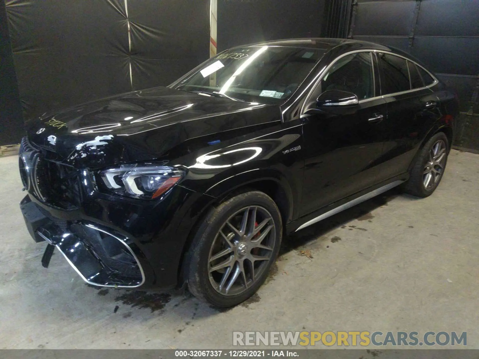 2 fotografías del automóvil dañado 4JGFD8KBXMA379774 MERCEDES-BENZ GLE 2021