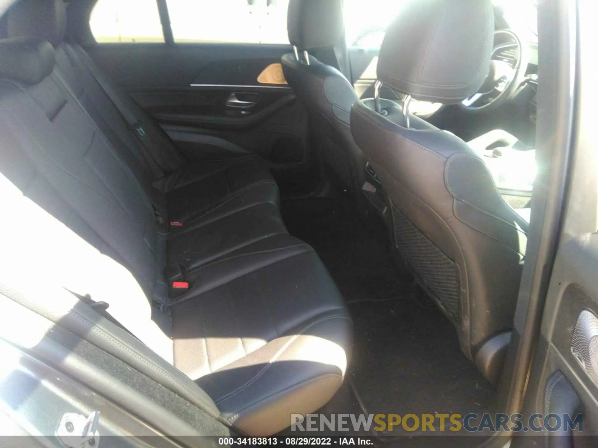 8 fotografías del automóvil dañado 4JGFB4JB5NA584596 MERCEDES-BENZ GLE 2022