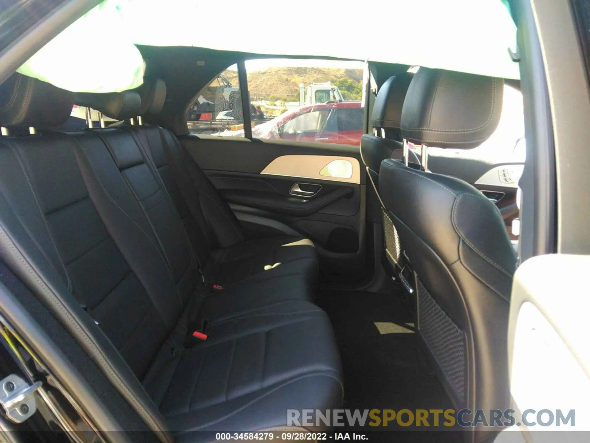 8 fotografías del automóvil dañado 4JGFB4JB7NA651828 MERCEDES-BENZ GLE 2022