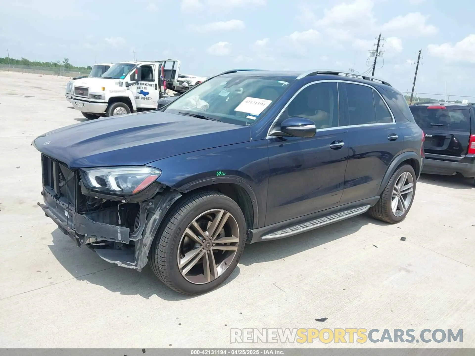 2 fotografías del automóvil dañado 4JGFB4JB0LA145805 MERCEDES-BENZ GLE 350 2020