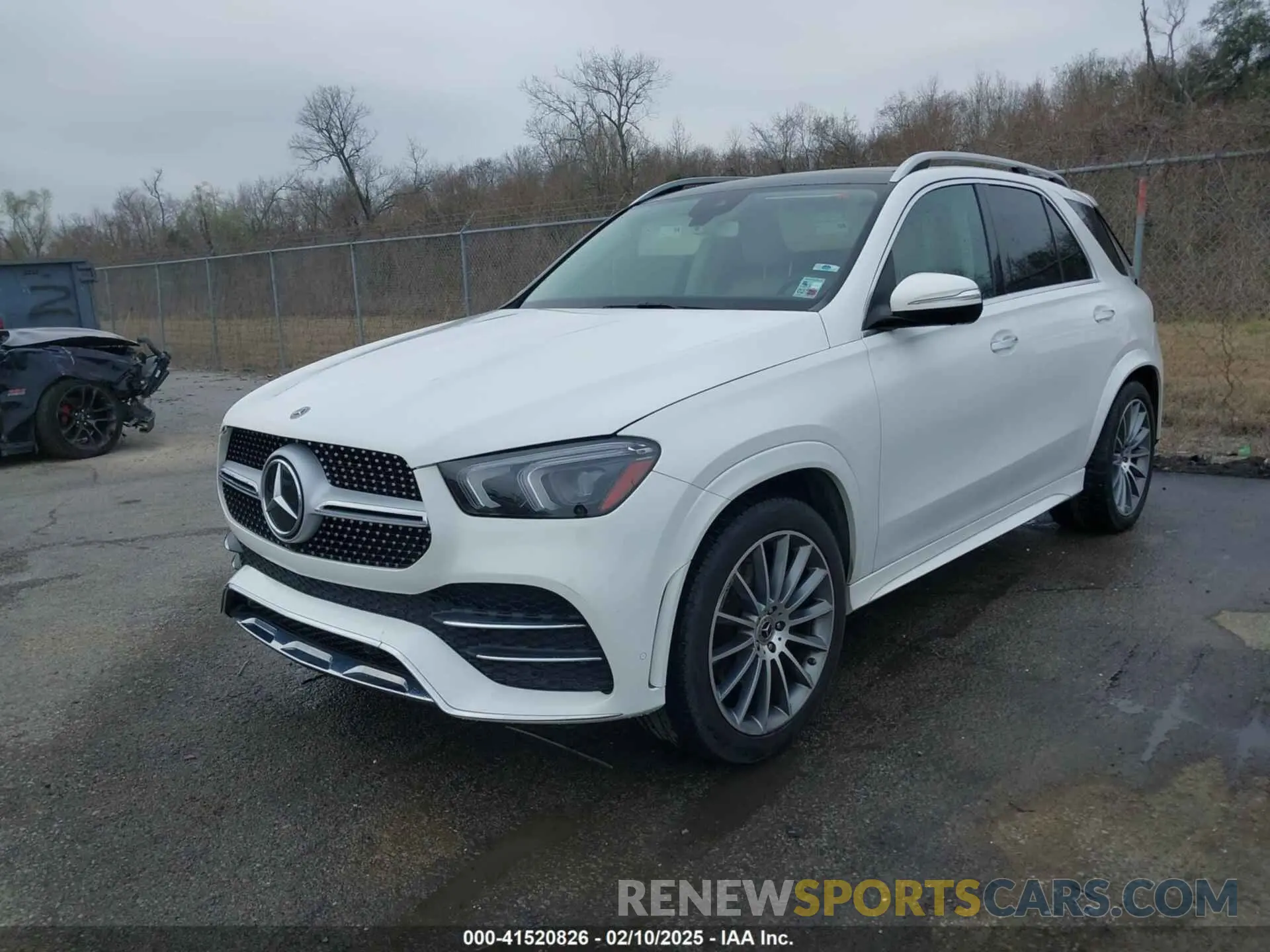 2 fotografías del automóvil dañado 4JGFB4JB2LA203932 MERCEDES-BENZ GLE 350 2020