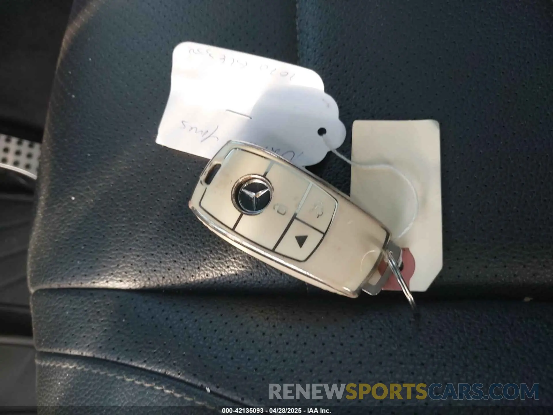 11 fotografías del automóvil dañado 4JGFB4JB6LA202864 MERCEDES-BENZ GLE 350 2020