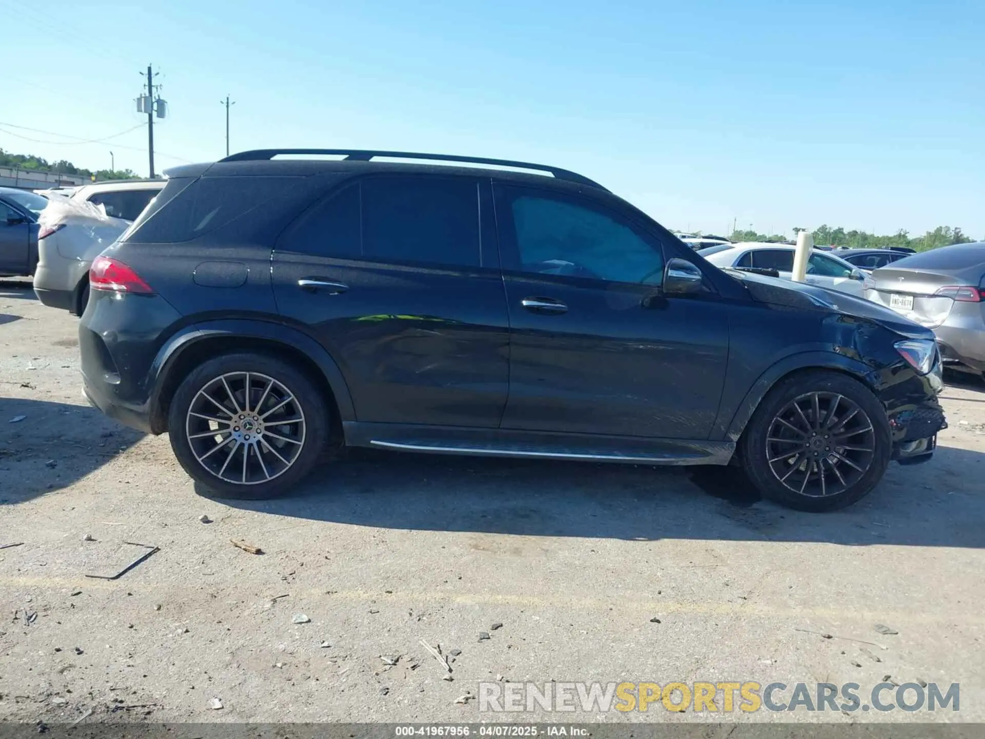 13 fotografías del automóvil dañado 4JGFB4JB6LA243687 MERCEDES-BENZ GLE 350 2020