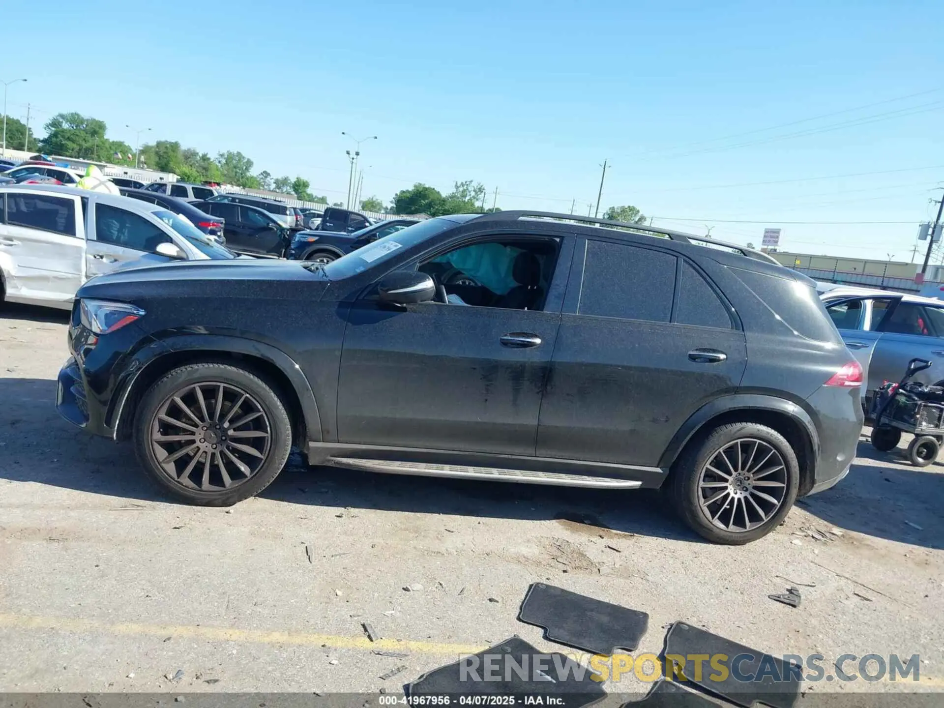 14 fotografías del automóvil dañado 4JGFB4JB6LA243687 MERCEDES-BENZ GLE 350 2020