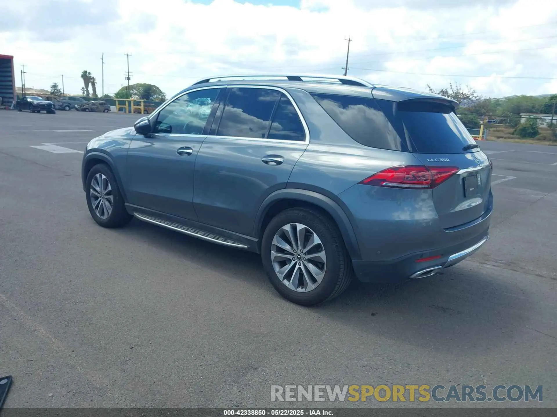 3 fotografías del automóvil dañado 4JGFB4JEXLA121120 MERCEDES-BENZ GLE 350 2020