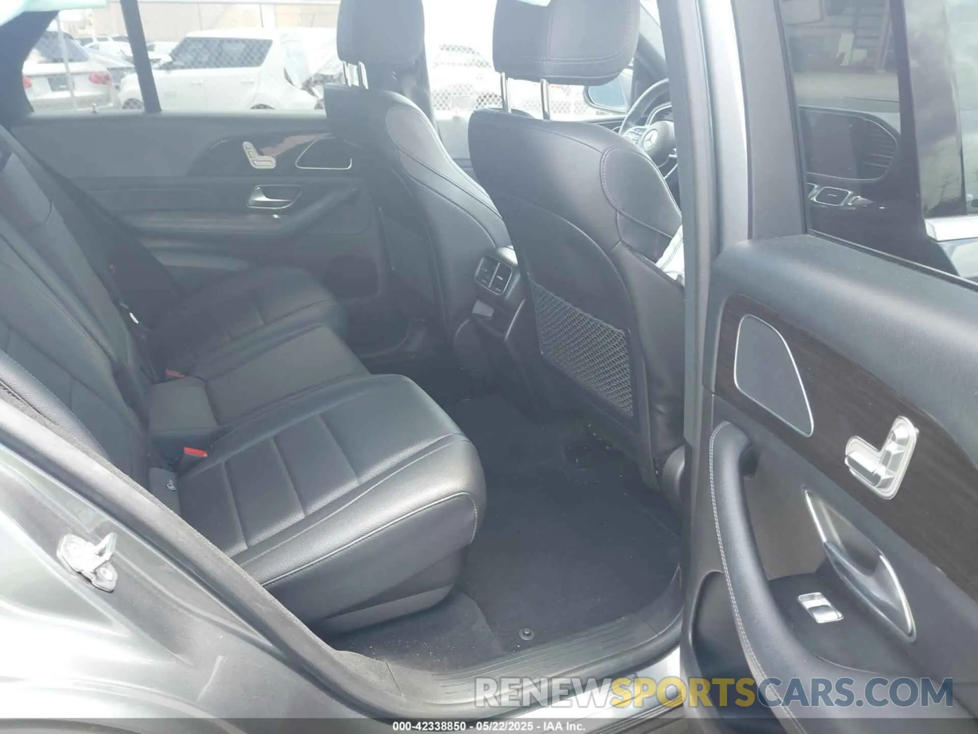 8 fotografías del automóvil dañado 4JGFB4JEXLA121120 MERCEDES-BENZ GLE 350 2020