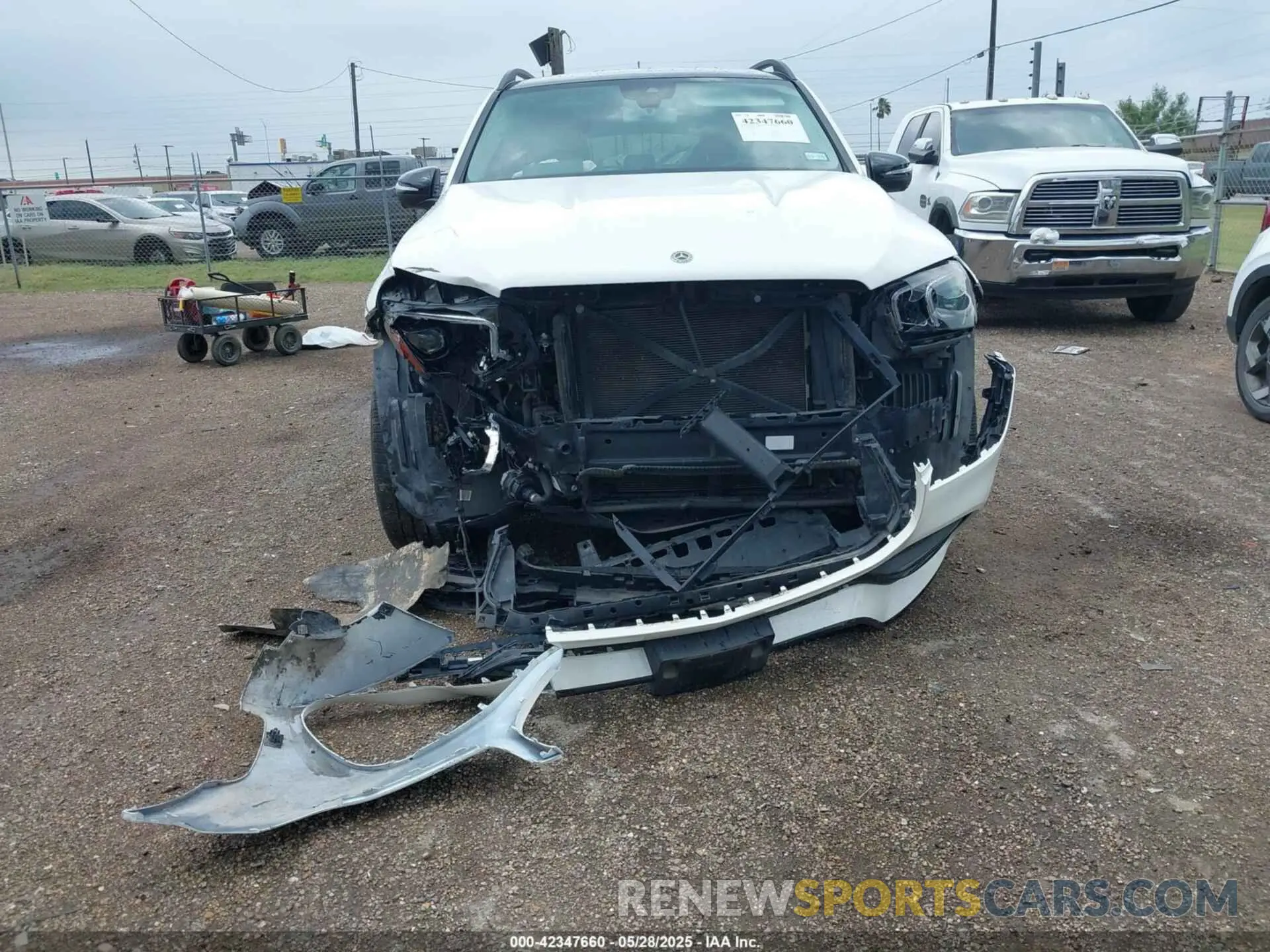 12 fotografías del automóvil dañado 4JGFB4JEXLA193905 MERCEDES-BENZ GLE 350 2020