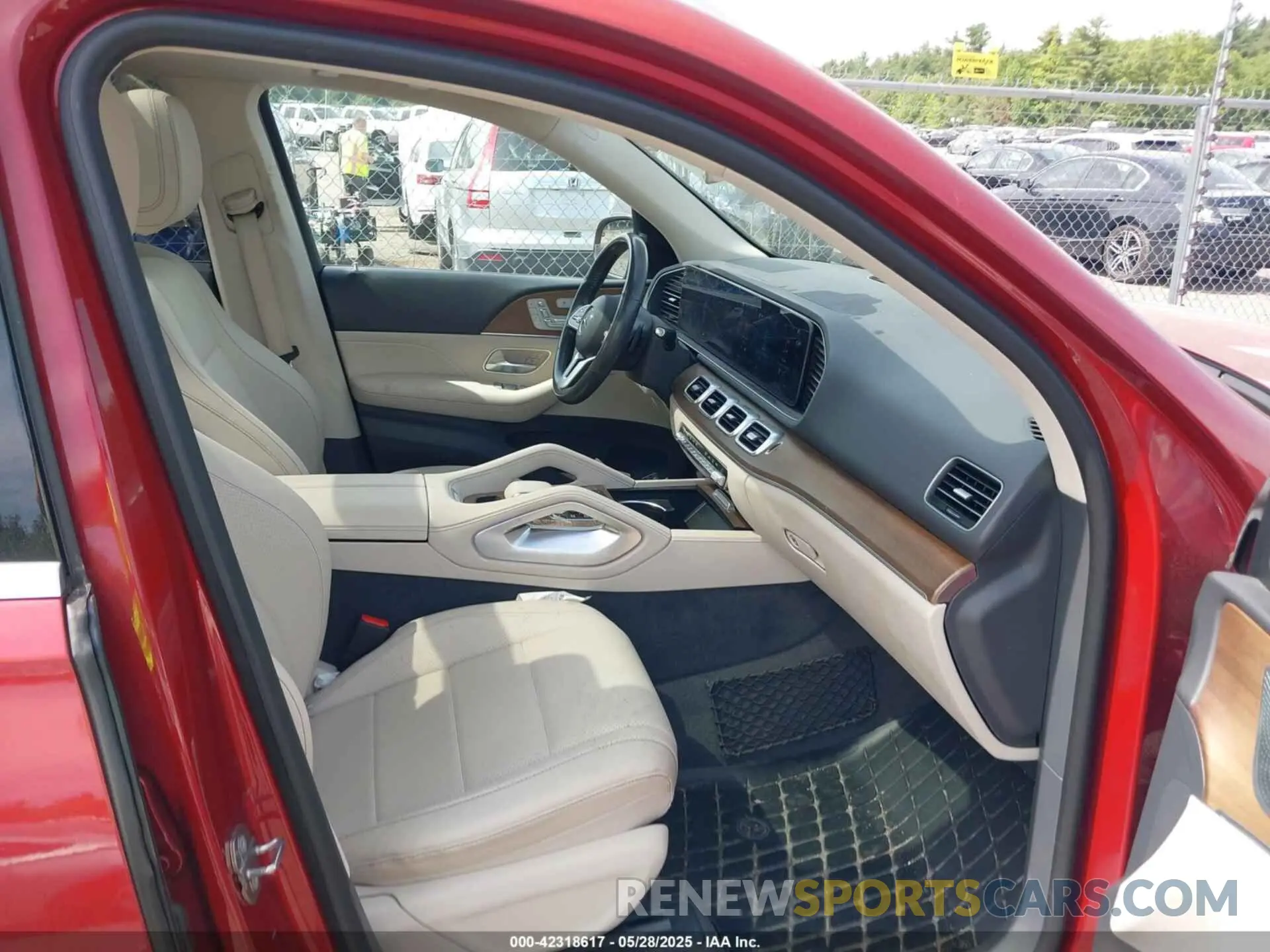 5 fotografías del automóvil dañado 4JGFB4KB0LA131174 MERCEDES-BENZ GLE 350 2020