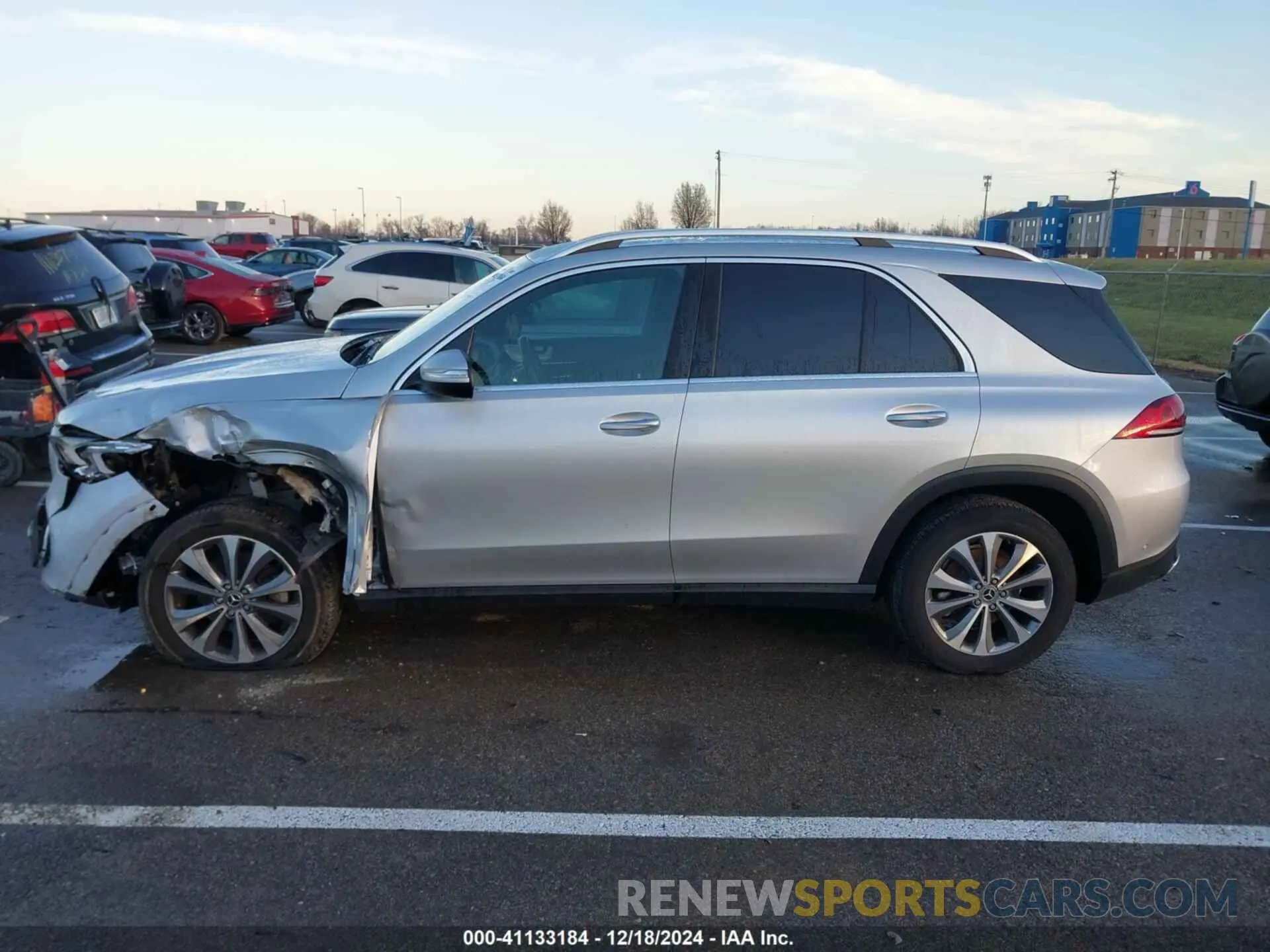 14 fotografías del automóvil dañado 4JGFB4KB1LA221871 MERCEDES-BENZ GLE 350 2020