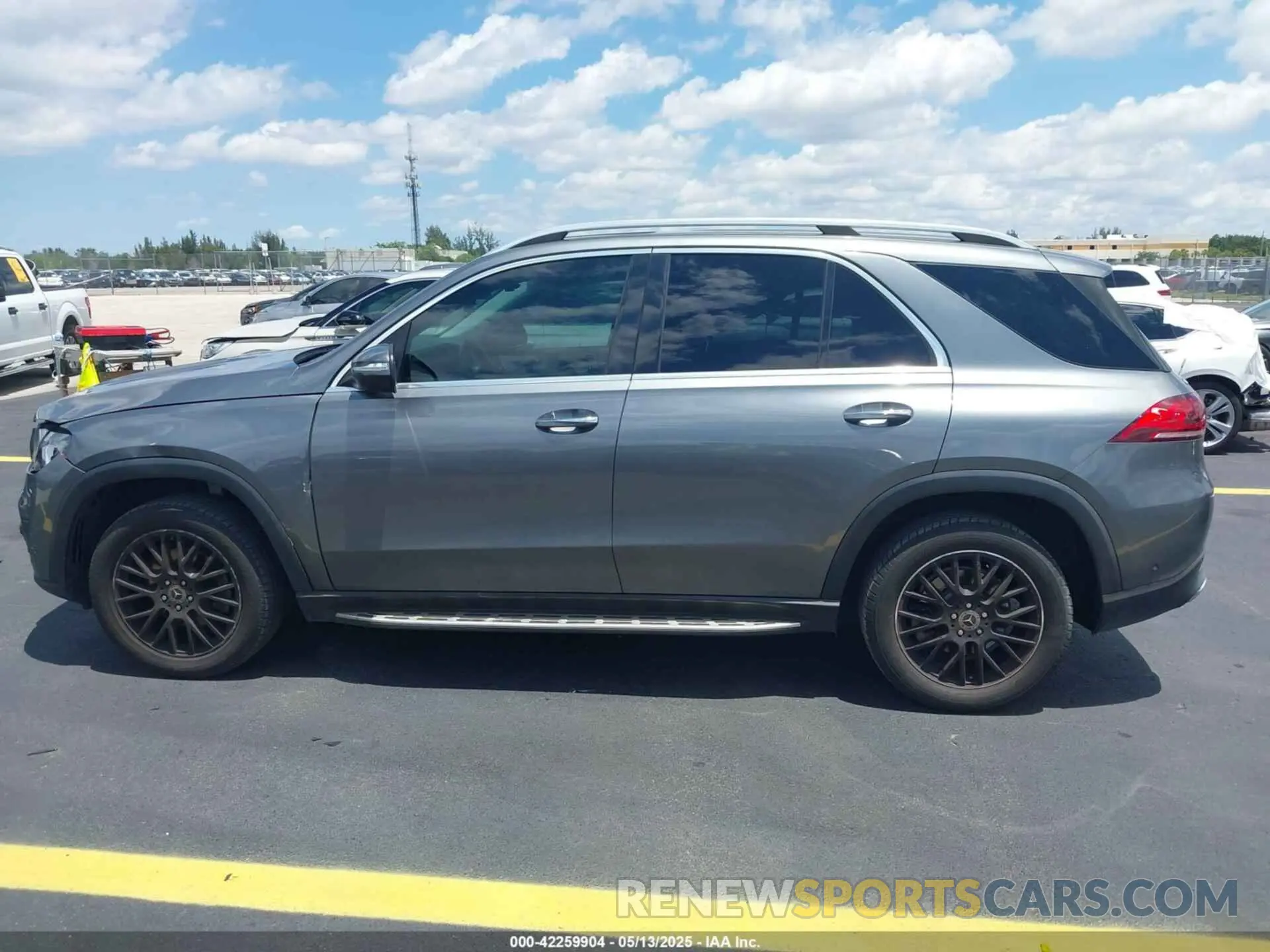 14 fotografías del automóvil dañado 4JGFB4KB4LA013712 MERCEDES-BENZ GLE 350 2020