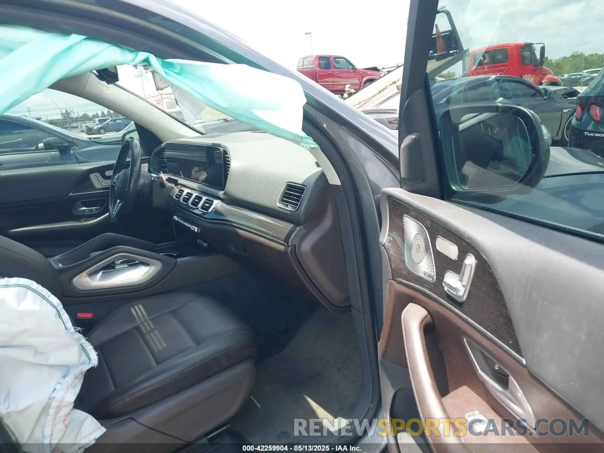 5 fotografías del automóvil dañado 4JGFB4KB4LA013712 MERCEDES-BENZ GLE 350 2020