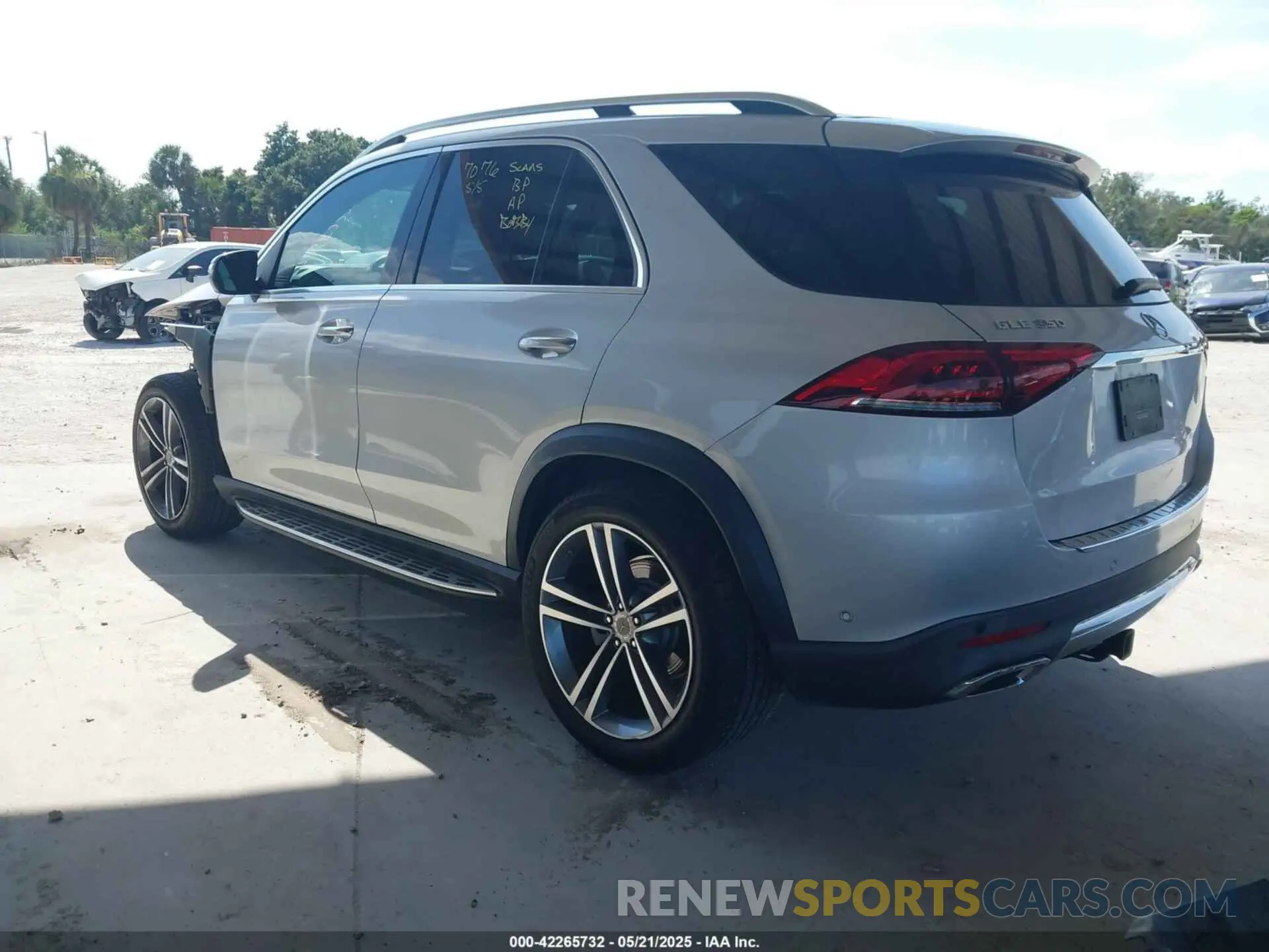 3 fotografías del automóvil dañado 4JGFB4KB4LA101207 MERCEDES-BENZ GLE 350 2020