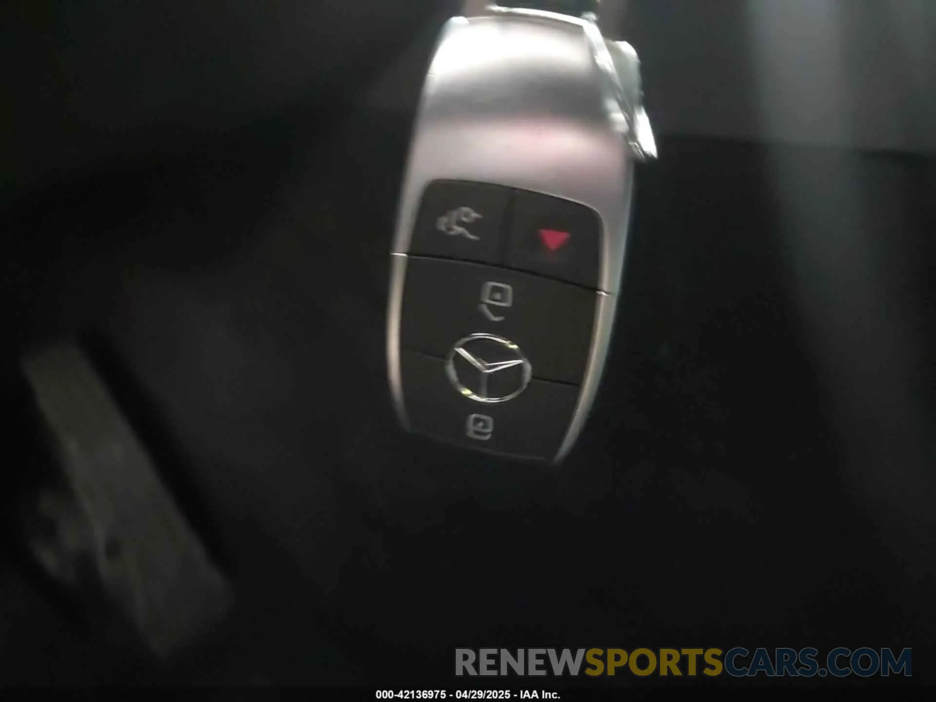 11 fotografías del automóvil dañado 4JGFB4KE0LA013524 MERCEDES-BENZ GLE 350 2020